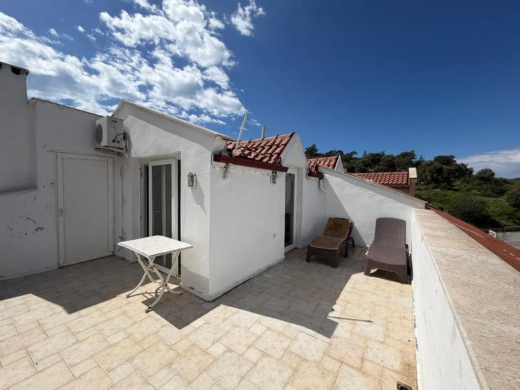 Roof terrace